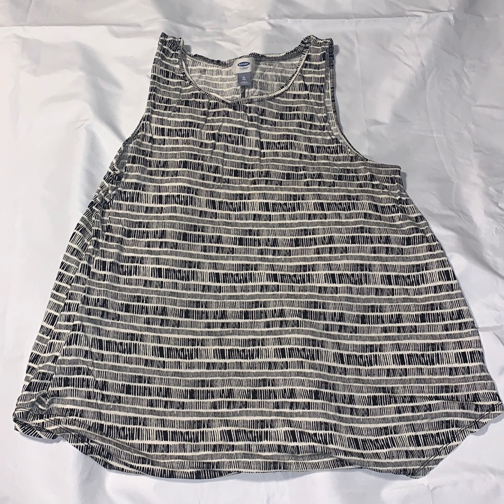 Black and white tank top